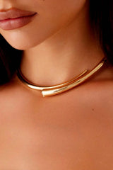 Althea – Gold Minimalist Necklace